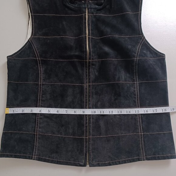 Skotts Washable Suede Zip-up Vest - Picture 13 of 15